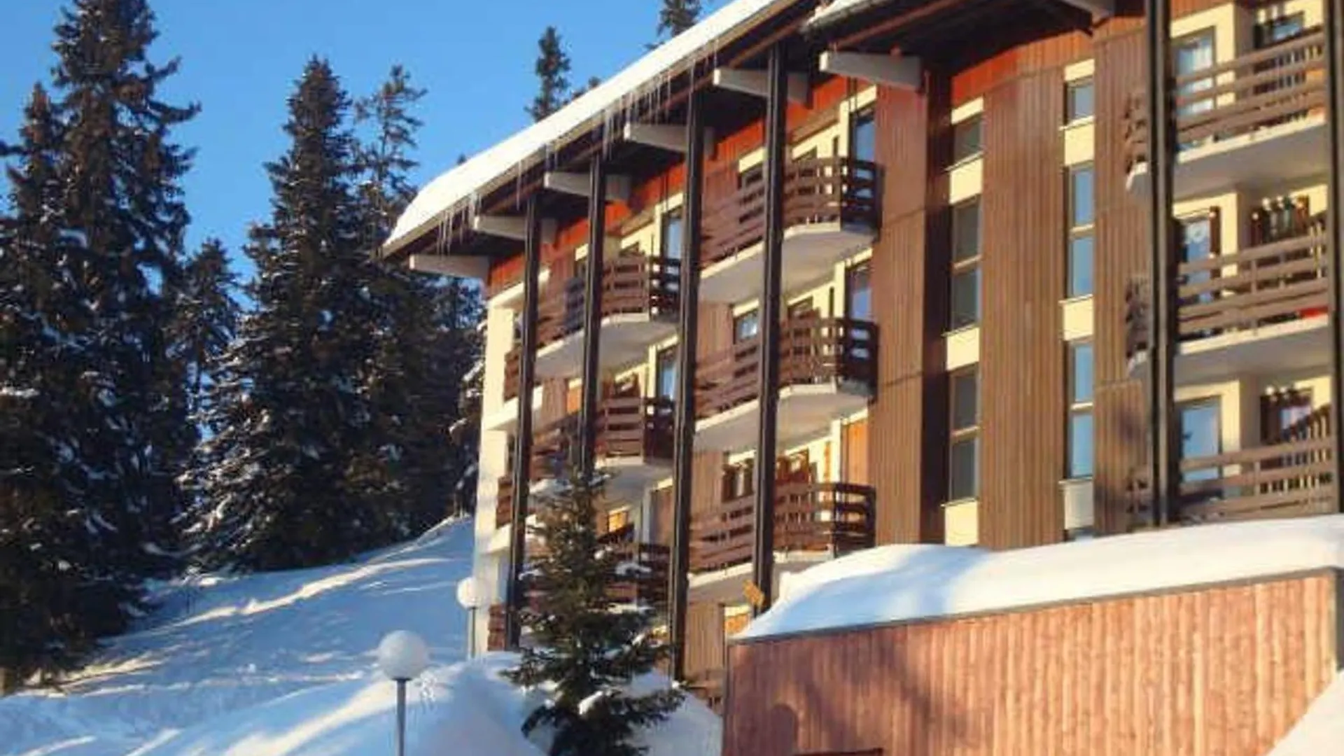Studio Renove Pres Des Pistes Avec Balcon Et Parking - Fr-1-275-161 La Rosiere  France